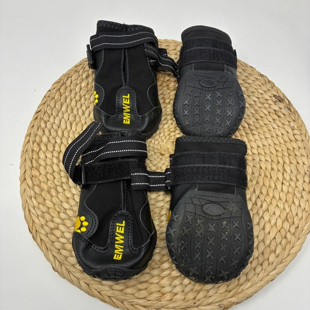 Emwel Dog Boots Size 7 Large Dogs Black Yellow‎ Paw Protection 4 Pack HO337